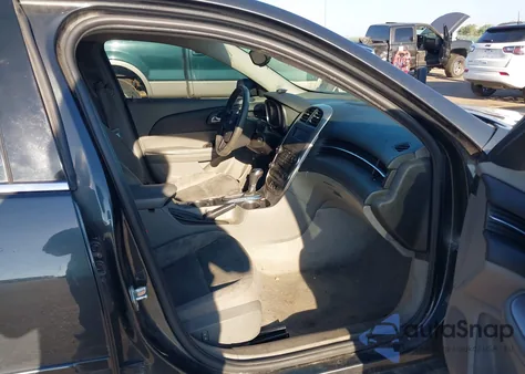 2015 Chevrolet Malibu Ls from USA, damaged, VIN 1G11B5SL4FF172680